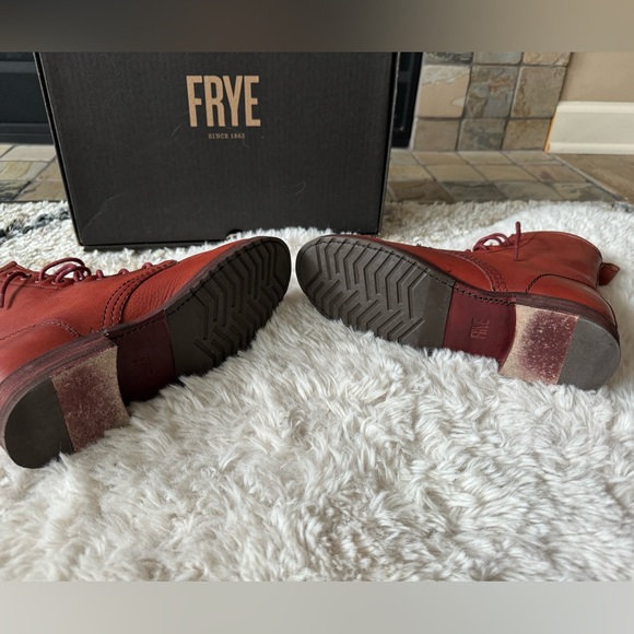 Frye Women’s Red Clay Veronica combat boots soft vintage leather - Picture 9 of 13